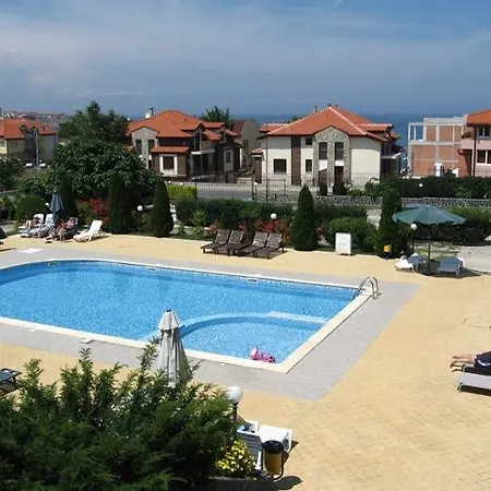 Lucky In Romantika